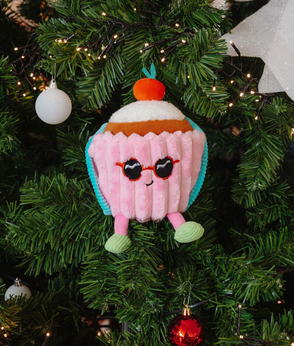 Peluche Cherry Cake - Image 11