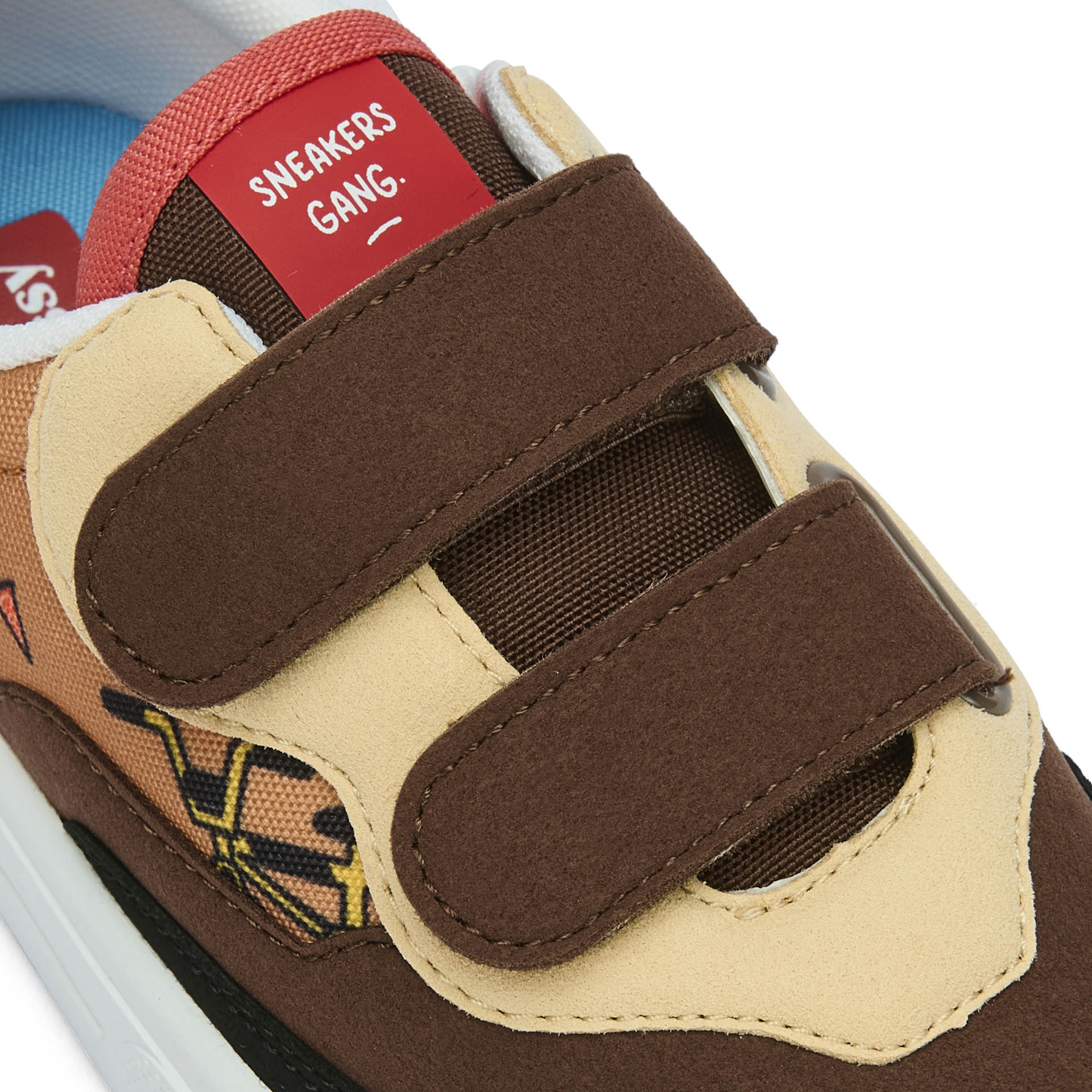 Sneakers Mascots Ride - Image 8